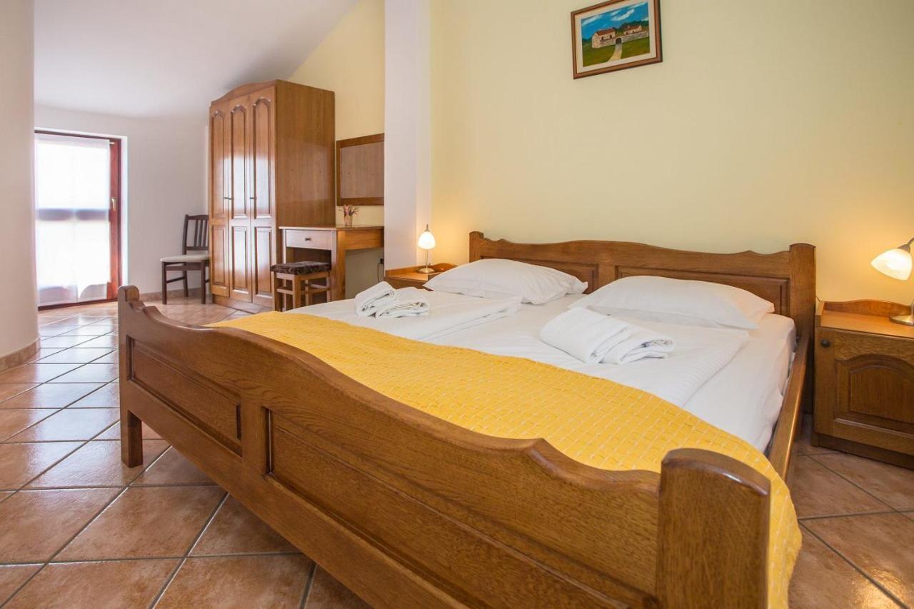 Apartment Nini Poreč Exteriör bild