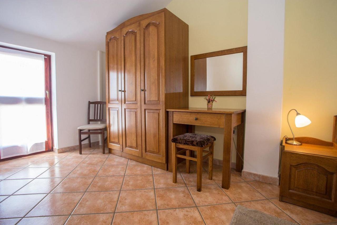 Apartment Nini Poreč Exteriör bild